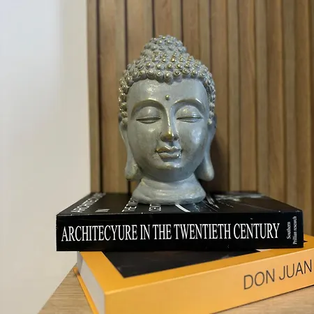 In Center Ξενοδοχείο με διαμερίσματα 4*